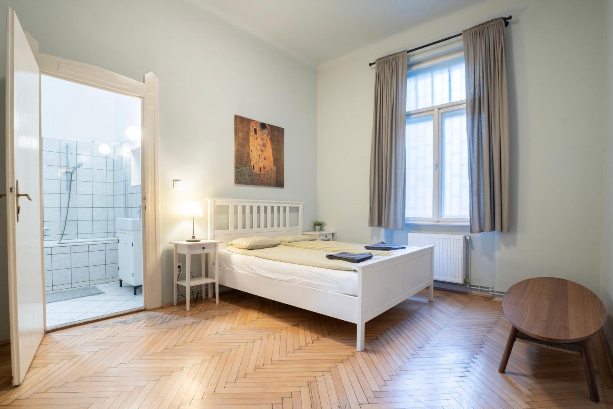 Super Comfort Apartment With 3 Rooms Next To Opera Будапеща Екстериор снимка